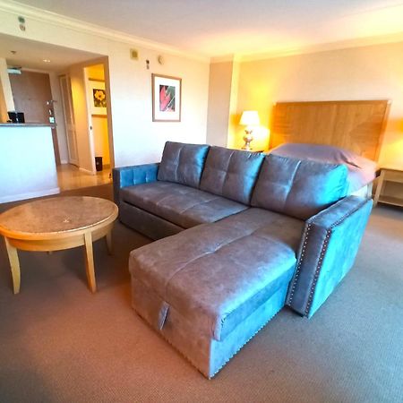 Ilikai Apt 302 - Spacious Studio With Stunning Ocean & Harbor Views Honolulu Luaran gambar